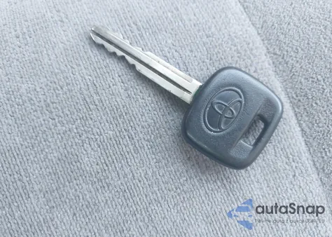 2004 Toyota Corolla Ce из США, поврежденный, VIN JTDBR32E342042455